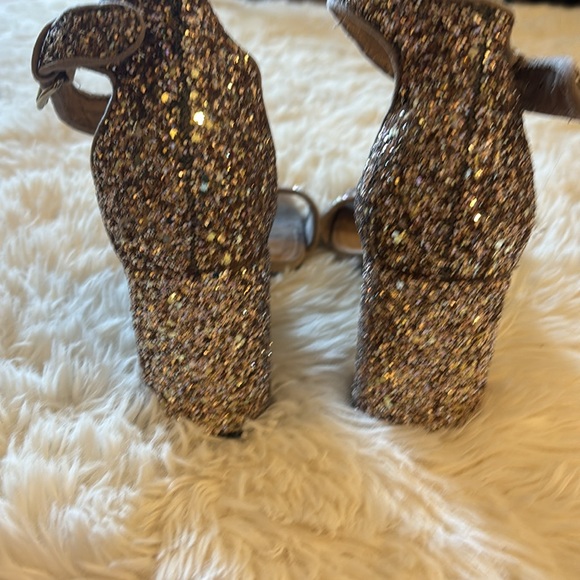 Free! With purchase of any item in my closet. Metallic sequin sparkle heels - Picture 4 of 5